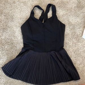 Lululemon ballerina top size 6